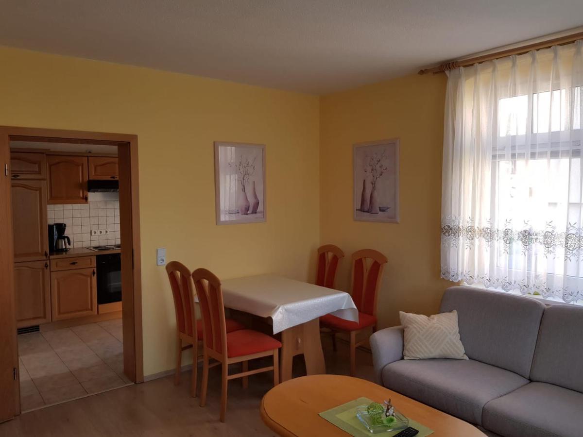 Ferienwohnung Karlguth นอยชตัดท์ อิน ซัคเซิน ภายนอก รูปภาพ
